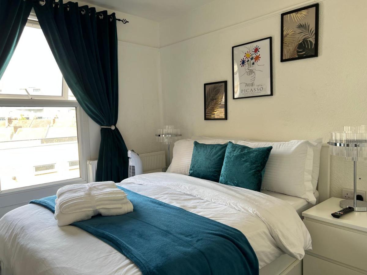דירות Luxury 1Bed Holiday Flat-10 Minutes From London Bridge & 3Mins Walk To Lewisham Dlr מראה חיצוני תמונה