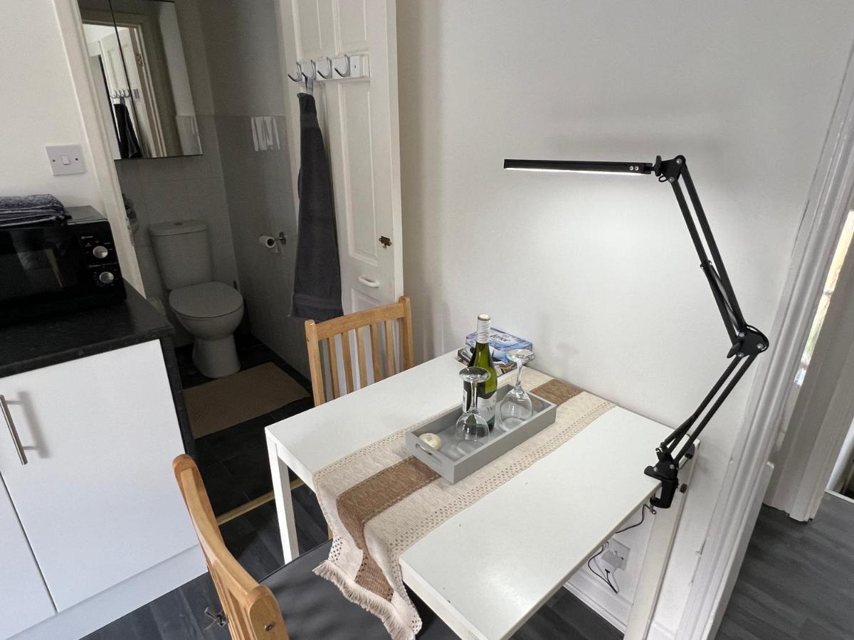 דירות Luxury 1Bed Holiday Flat-10 Minutes From London Bridge & 3Mins Walk To Lewisham Dlr מראה חיצוני תמונה
