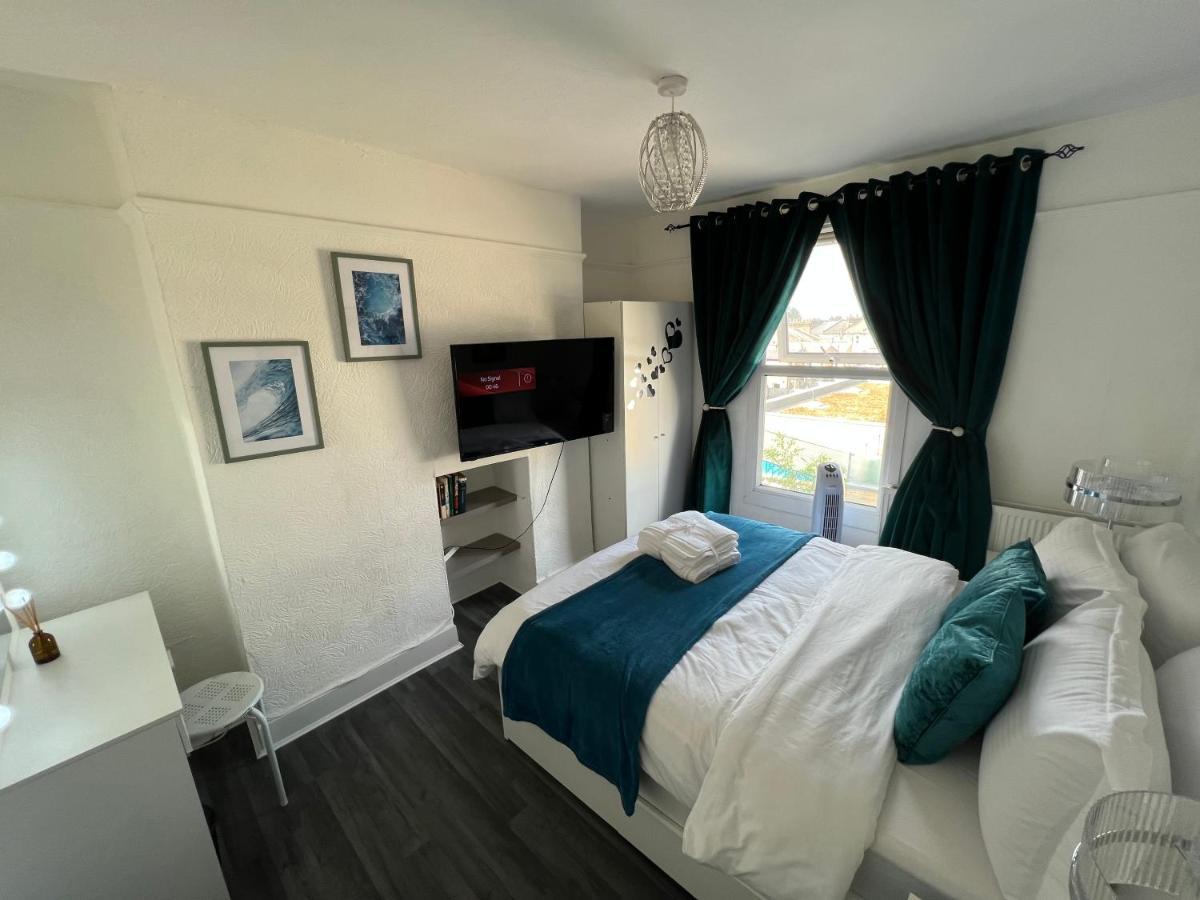דירות Luxury 1Bed Holiday Flat-10 Minutes From London Bridge & 3Mins Walk To Lewisham Dlr מראה חיצוני תמונה